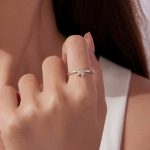 Ezüstgyűrű csillaggal