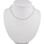 Silberne Halskette, verziert mit Kugeln, 45 cm