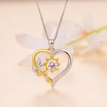 Ezüst női nyaklánc virágos szívmedállal