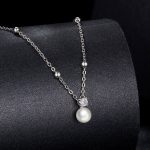 Ezüst nyaklánc fehér gyönggyel