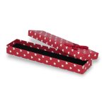 Ékszerdoboz kartonból nyaklánc, karlánc, bokalánc részére, szíves, masnis, piros