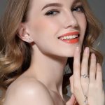 Steinring mit Blumenmuster, 7