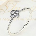 Kleiner Silberring mit Blumen, Silber, 6