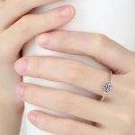 Kleiner Silberring mit Blumen, Rosa, 8