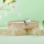 Ezüstcharm, szív pillangóval