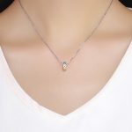 Ezüst charm, lábnyomok