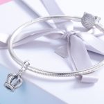 Ezüst charm, korona