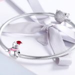 Ezüst charm, hóember piros sapkával