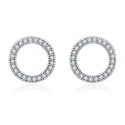 Ezüst fülbevaló kristályokkal