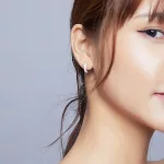 Ezüst fülbevaló, kígyó