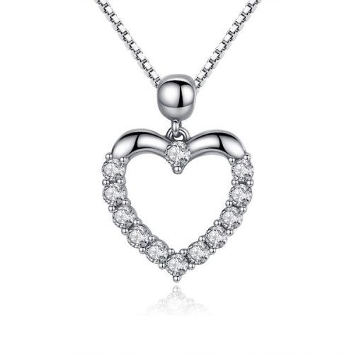 Ezüst nyaklánc szívmedállal