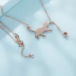 Ezüst nyaklánc macskamedállal rózsaarany színben