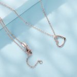 Ezüst női nyaklánc kristályos szívmedállal, rózsaarany színben