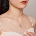 Ezüst női nyaklánc, anyai szeretet 