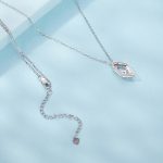 Ezüst női nyaklánc geometrikus medállal