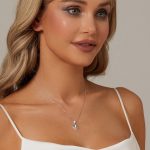 Ezüst női nyaklánc lótuszmedállal