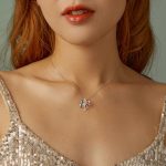 Ezüst női nyaklánc falevéllel