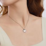 Ezüst női nyaklánc szívmedállal