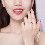 Ezüstgyűrű kristállyal, 8-as méret