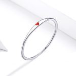 Ezüst eljegyzési gyűrű piros szívvel, 7-es méret