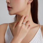 Ezüstgyűrű, kristályos szív, 8-as méret