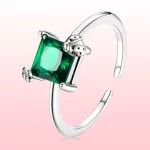 Ezüstgyűrű zöld kristállyal